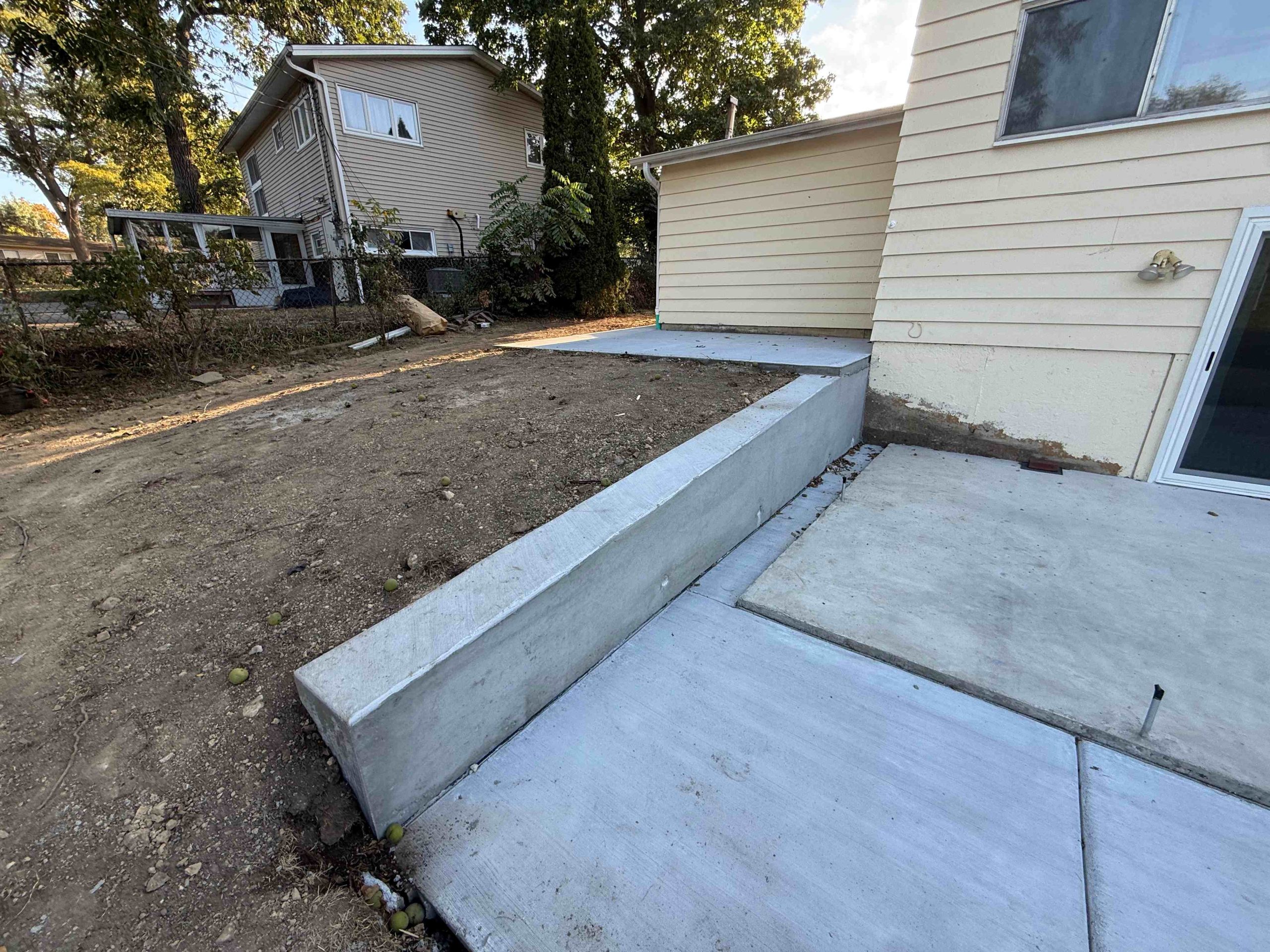 Concrete Retaining Walls